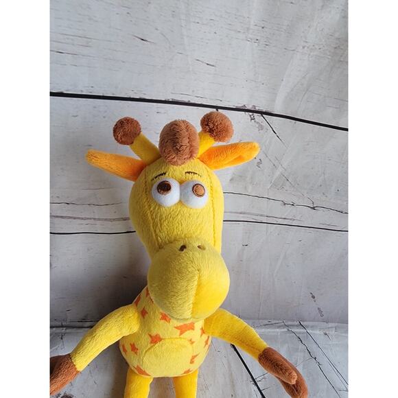 Toys R Us - Geoffrey Giraffe - 2015 Plush Stuffed Animal with Star Spots - Picture 2 of 8